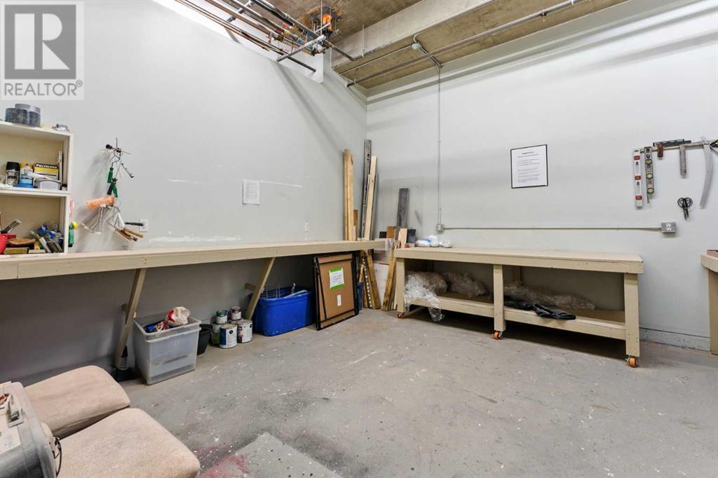 Single Family House for Sale in   Hemlock Crescent SW Spruce Cliff Calgary 