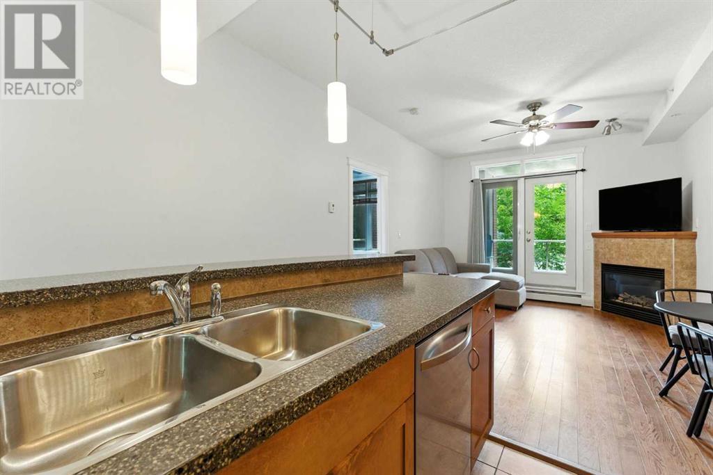 Single Family House for Sale in   Hemlock Crescent SW Spruce Cliff Calgary 