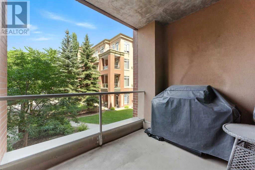 Single Family House for Sale in   Hemlock Crescent SW Spruce Cliff Calgary 