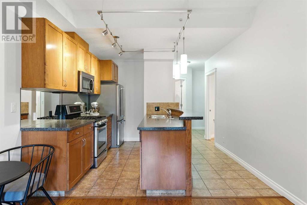 Single Family House for Sale in   Hemlock Crescent SW Spruce Cliff Calgary 