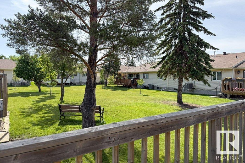 Photo 33 of 10686 153 Ave Nw Nw, Edmonton AB