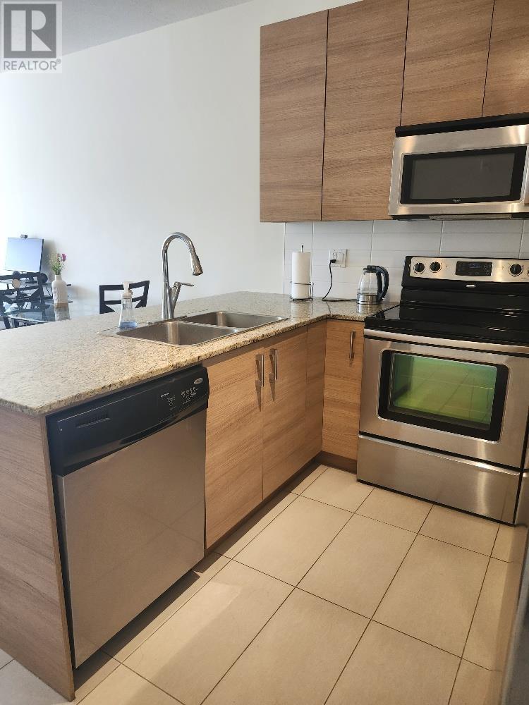 Photo 7 of 301 5788 Sidley Street, Burnaby BC