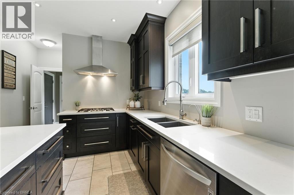 Photo 17 of 360 Windham Road 14, Simcoe ON