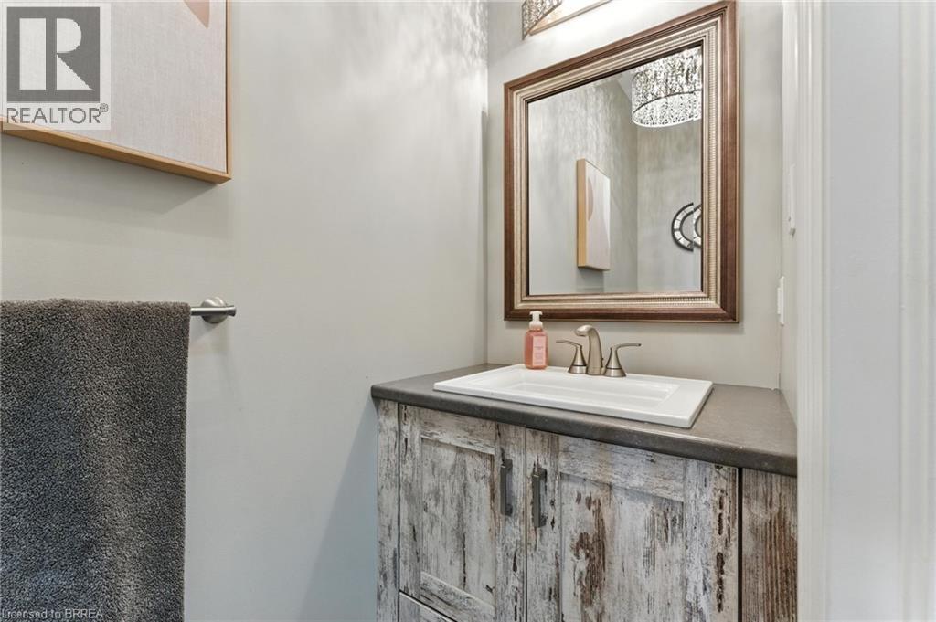 Photo 27 of 360 Windham Road 14, Simcoe ON