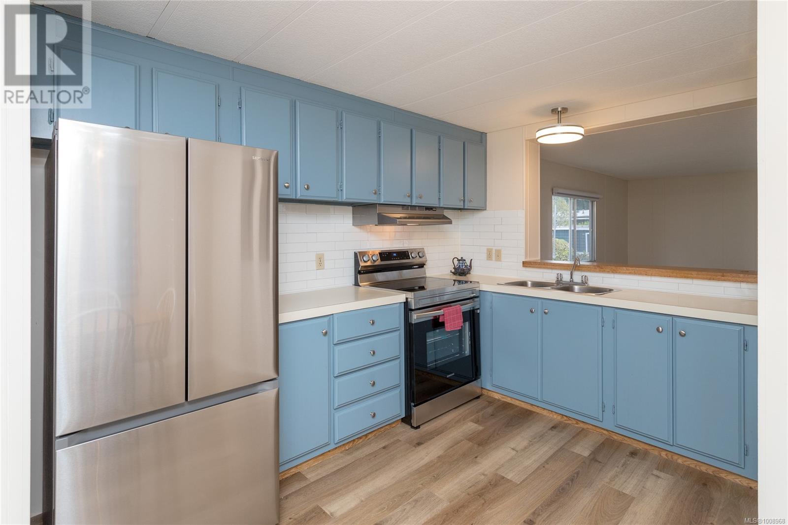 12 2357 Sooke River Road, Sooke