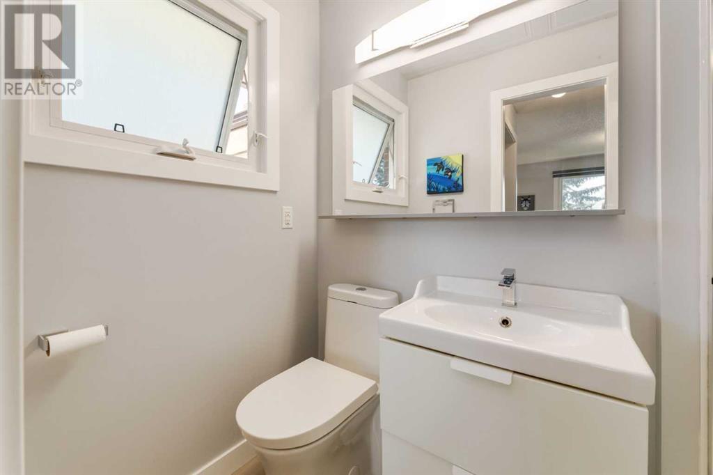 Single Family House Bungalow for Sale in  Silverstone Bay NW Silver Springs Calgary 