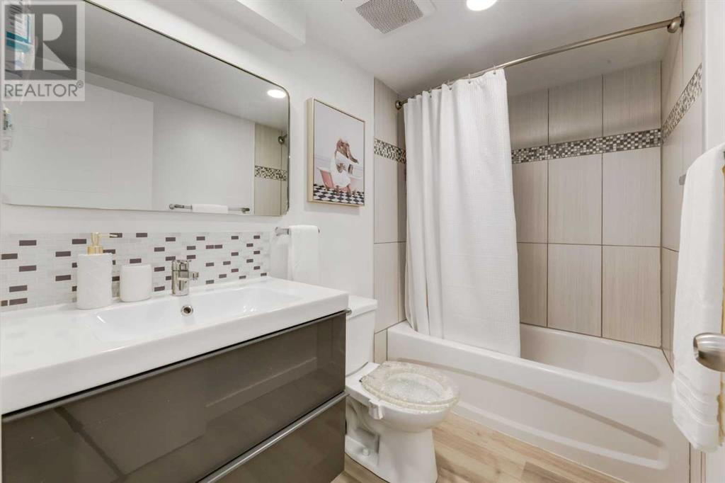 Single Family House Bungalow for Sale in  Silverstone Bay NW Silver Springs Calgary 