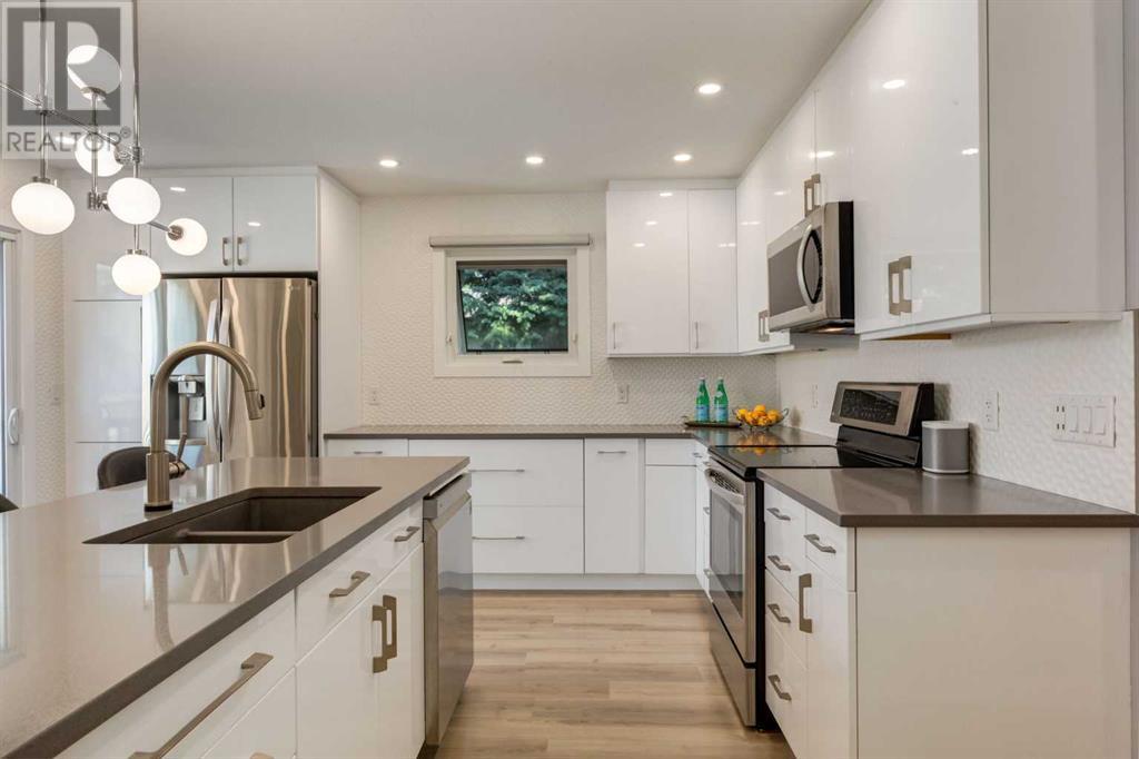 31 Silverstone Bay NW, Calgary, Alberta