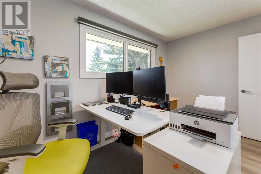 Single Family House Bungalow for Sale in  Silverstone Bay NW Silver Springs Calgary 