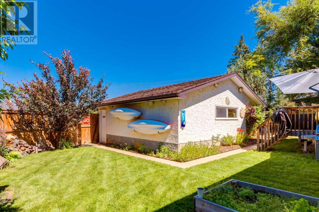 Single Family House Bungalow for Sale in  Silverstone Bay NW Silver Springs Calgary 