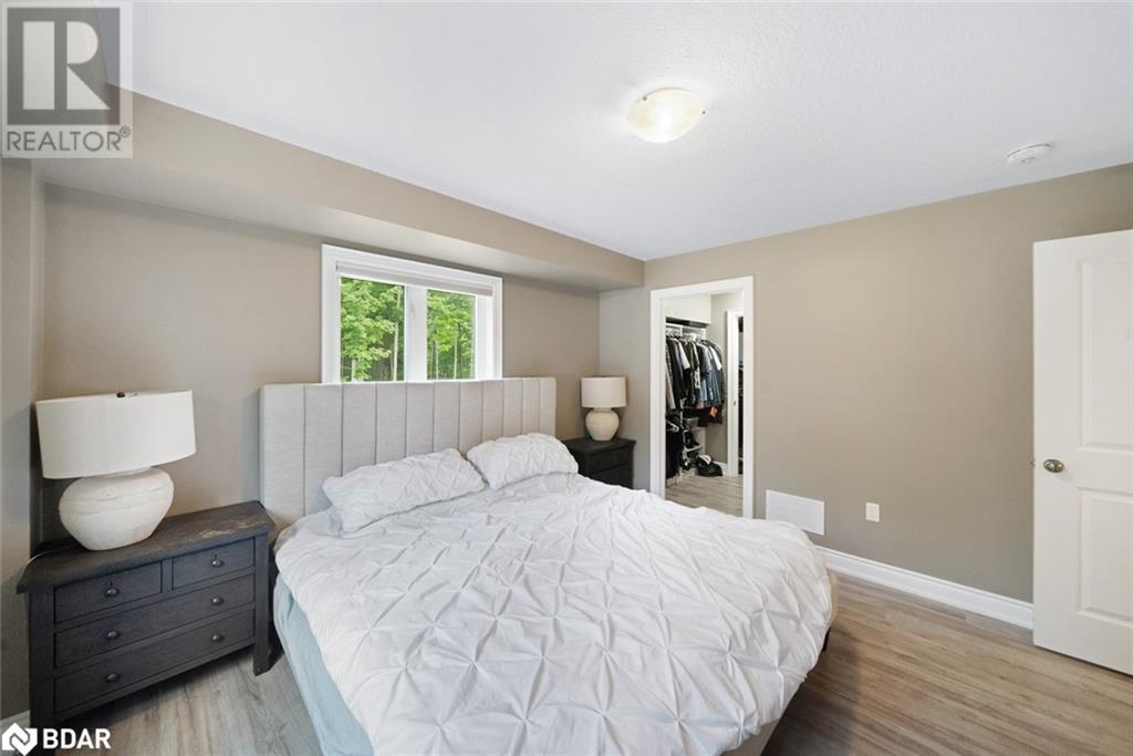 Photo 39 of 640 Mapleview Drive E, Innisfil ON