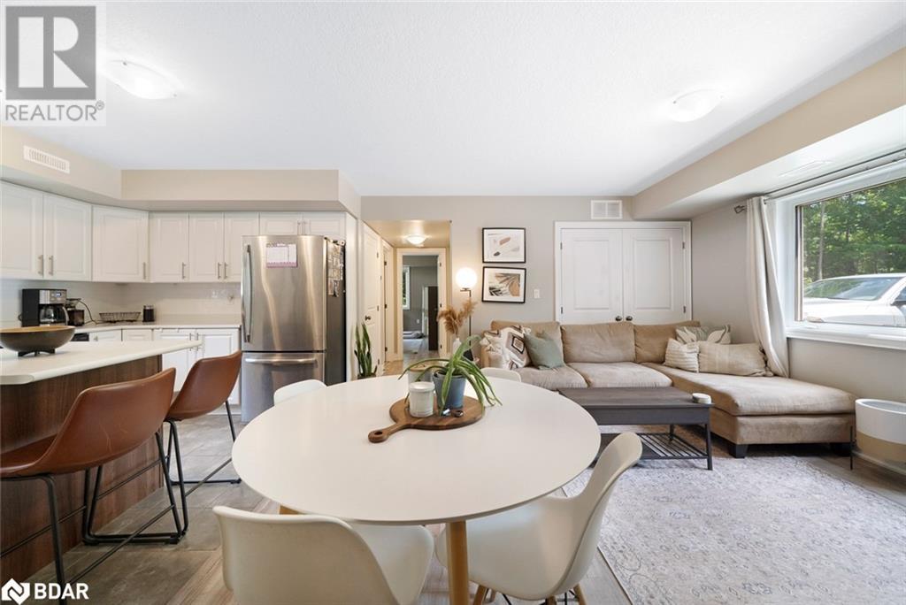 Photo 37 of 640 Mapleview Drive E, Innisfil ON