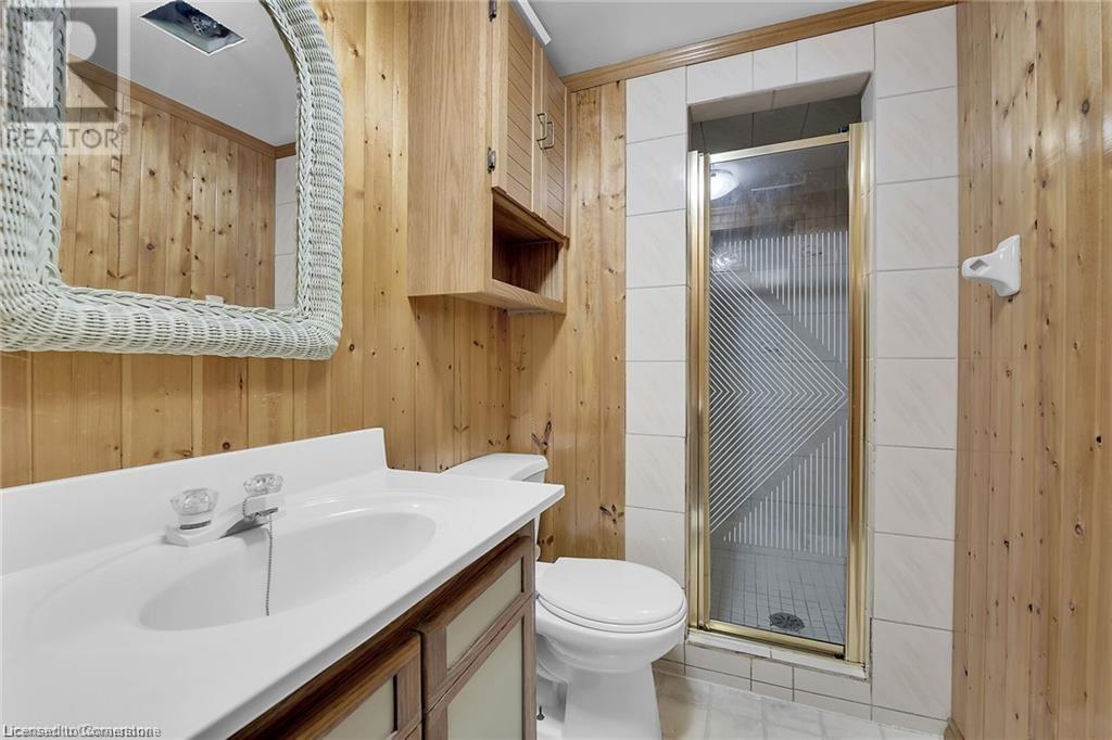 Photo 9 of 28 Ashland Avenue Unit B, Hamilton ON