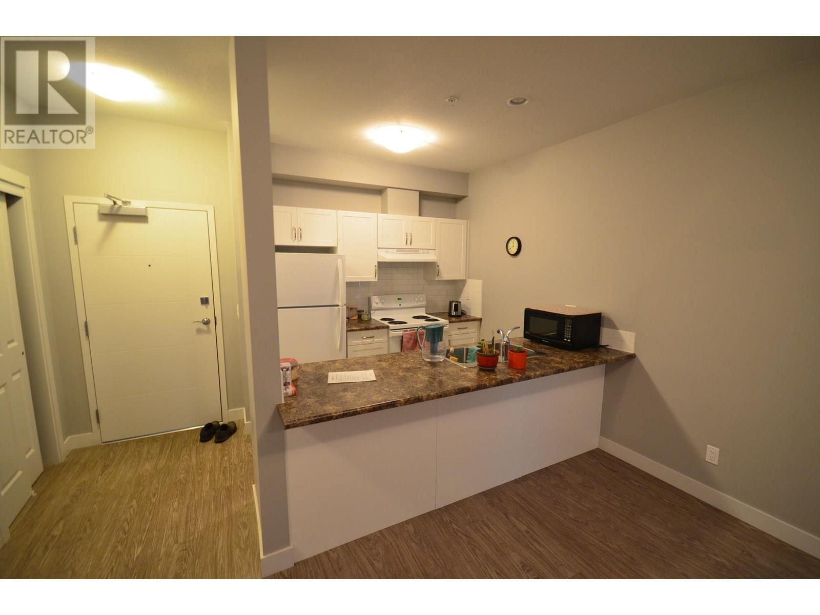 Photo 2 of 405 10307 112 Street, Fort St John BC