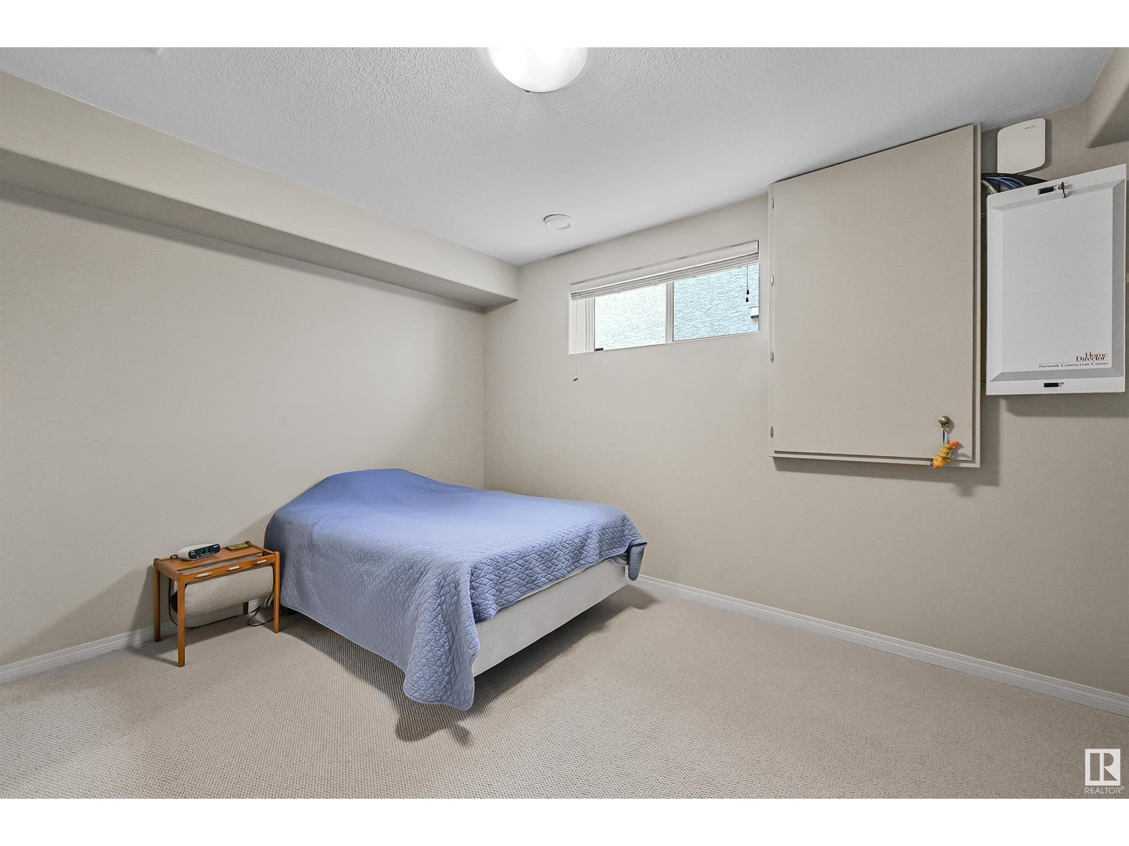Photo 36 of 975 Hollingsworth Bn Nw, Edmonton AB