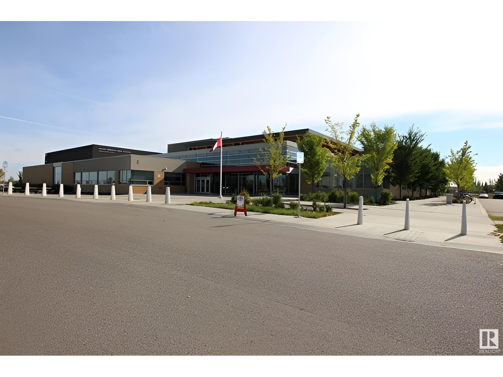 Photo 46 of 975 Hollingsworth Bn Nw, Edmonton AB