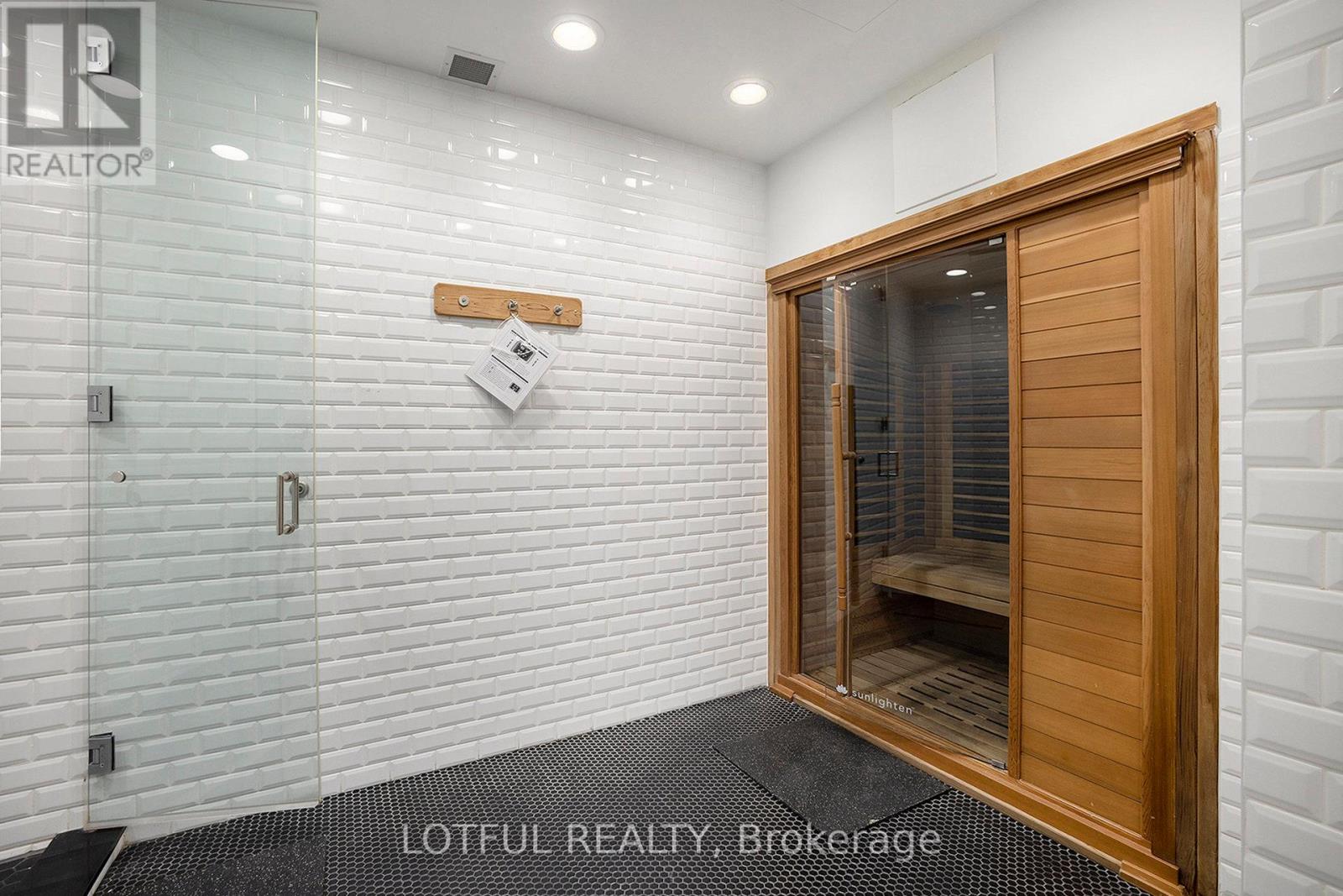 Photo 14 of 601 428 Sparks Street, Ottawa ON