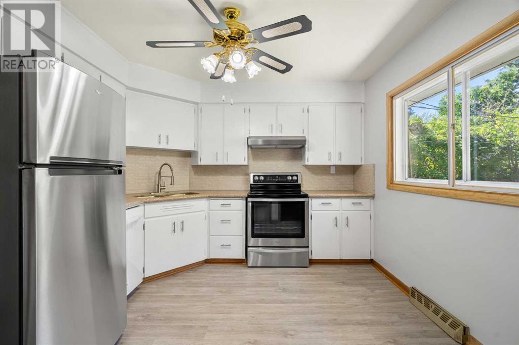 Single Family House Bungalow for Sale in  Haddon Road SW Haysboro Calgary 
