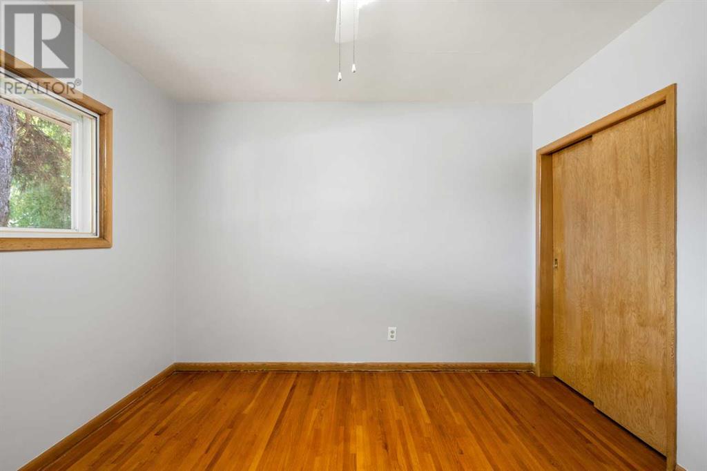 Single Family House Bungalow for Sale in  Haddon Road SW Haysboro Calgary 