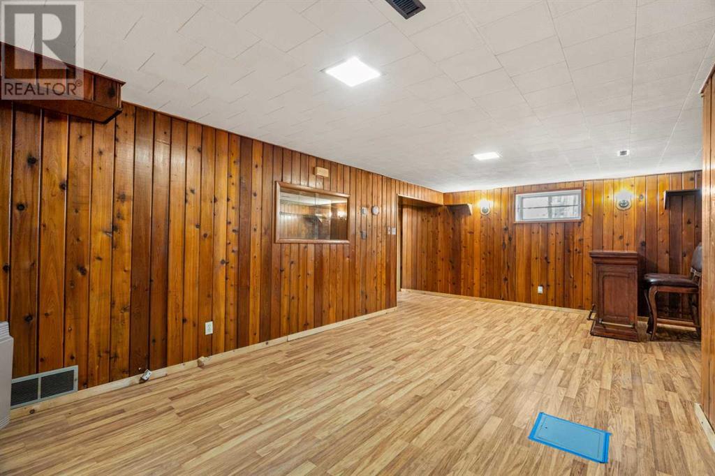Single Family House Bungalow for Sale in  Haddon Road SW Haysboro Calgary 