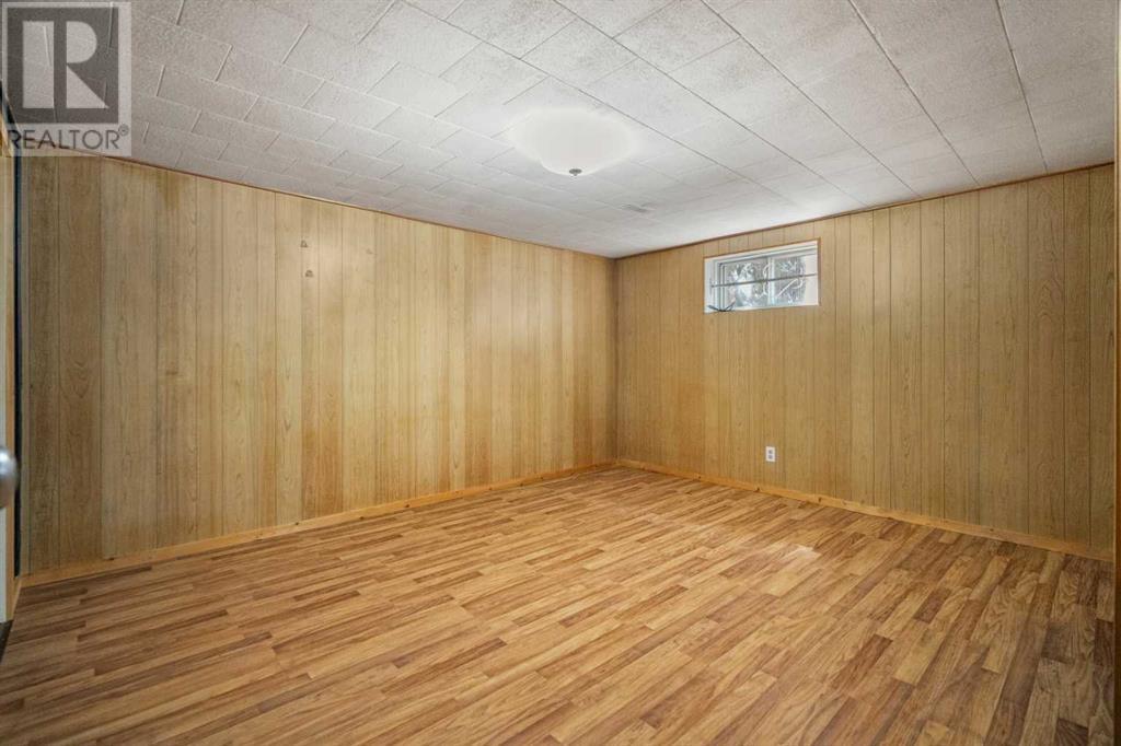 Single Family House Bungalow for Sale in  Haddon Road SW Haysboro Calgary 