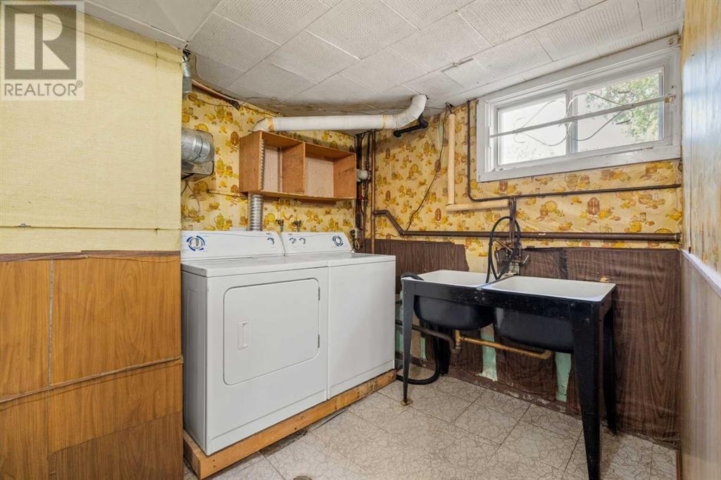 Single Family House Bungalow for Sale in  Haddon Road SW Haysboro Calgary 