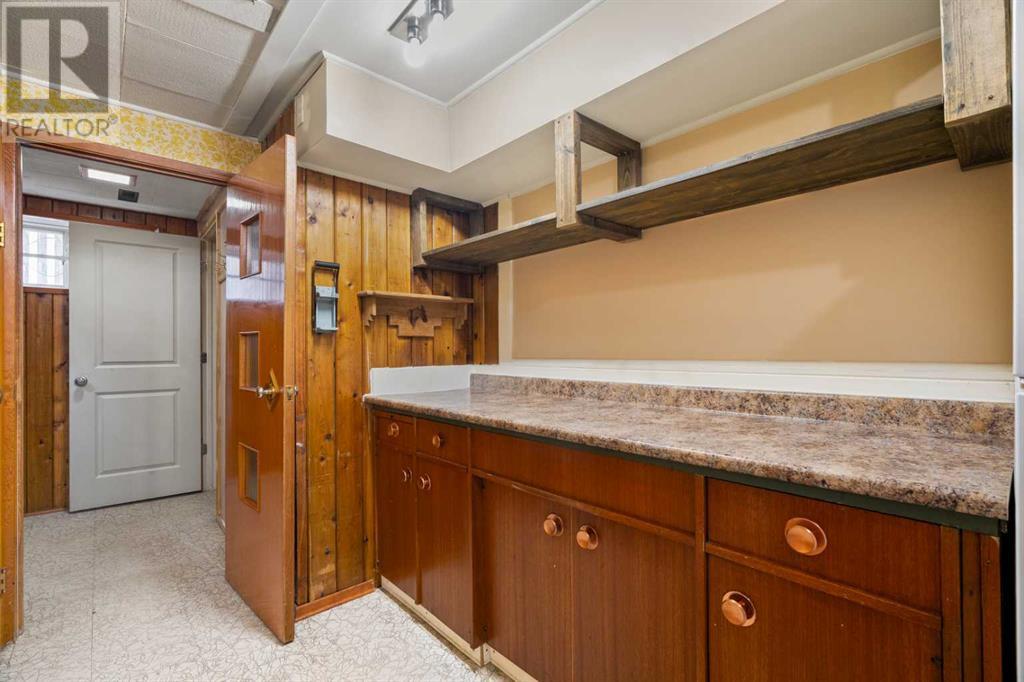 Single Family House Bungalow for Sale in  Haddon Road SW Haysboro Calgary 