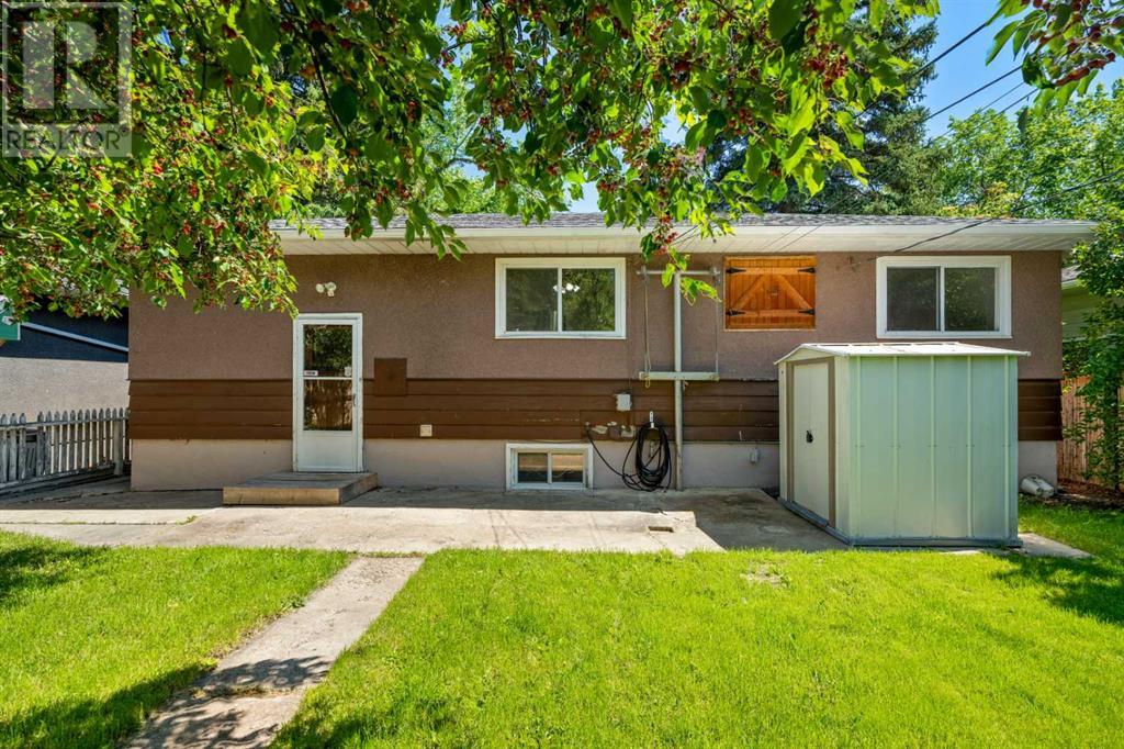 Single Family House Bungalow for Sale in  Haddon Road SW Haysboro Calgary 