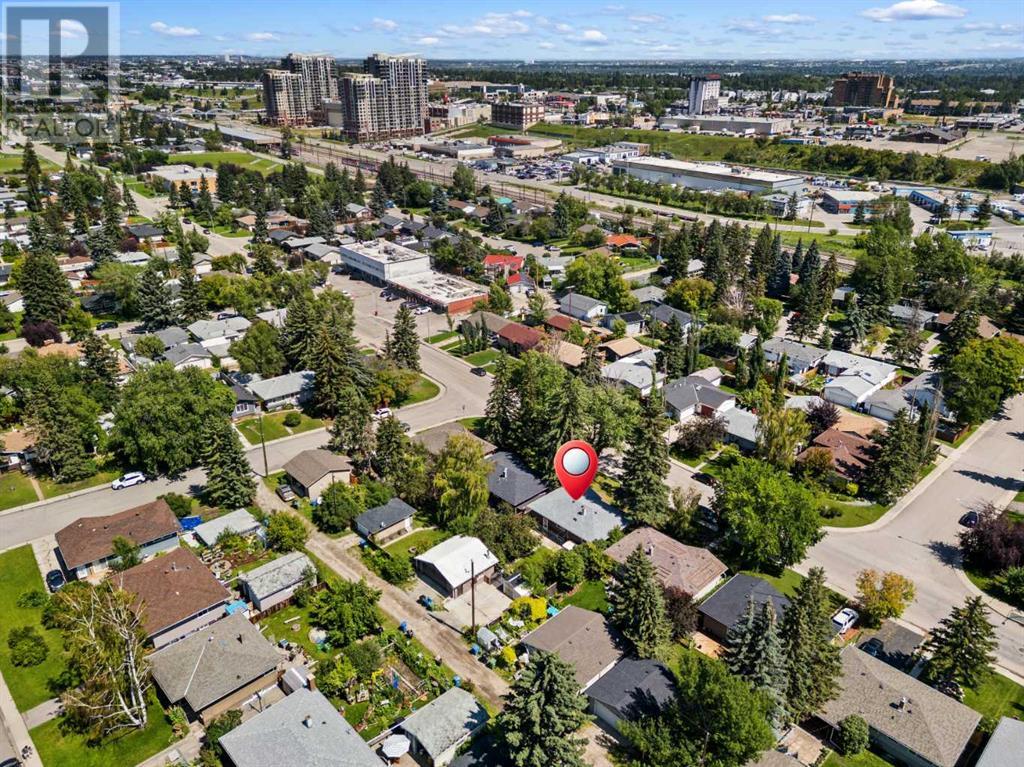 Single Family House Bungalow for Sale in  Haddon Road SW Haysboro Calgary 