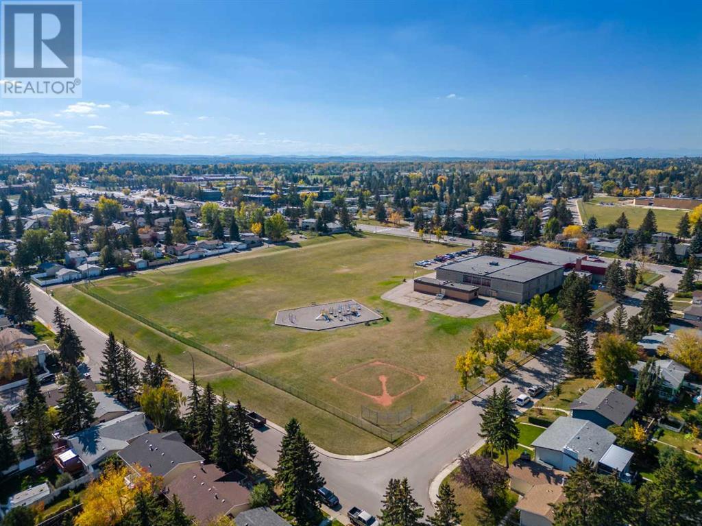 Single Family House Bungalow for Sale in  Haddon Road SW Haysboro Calgary 