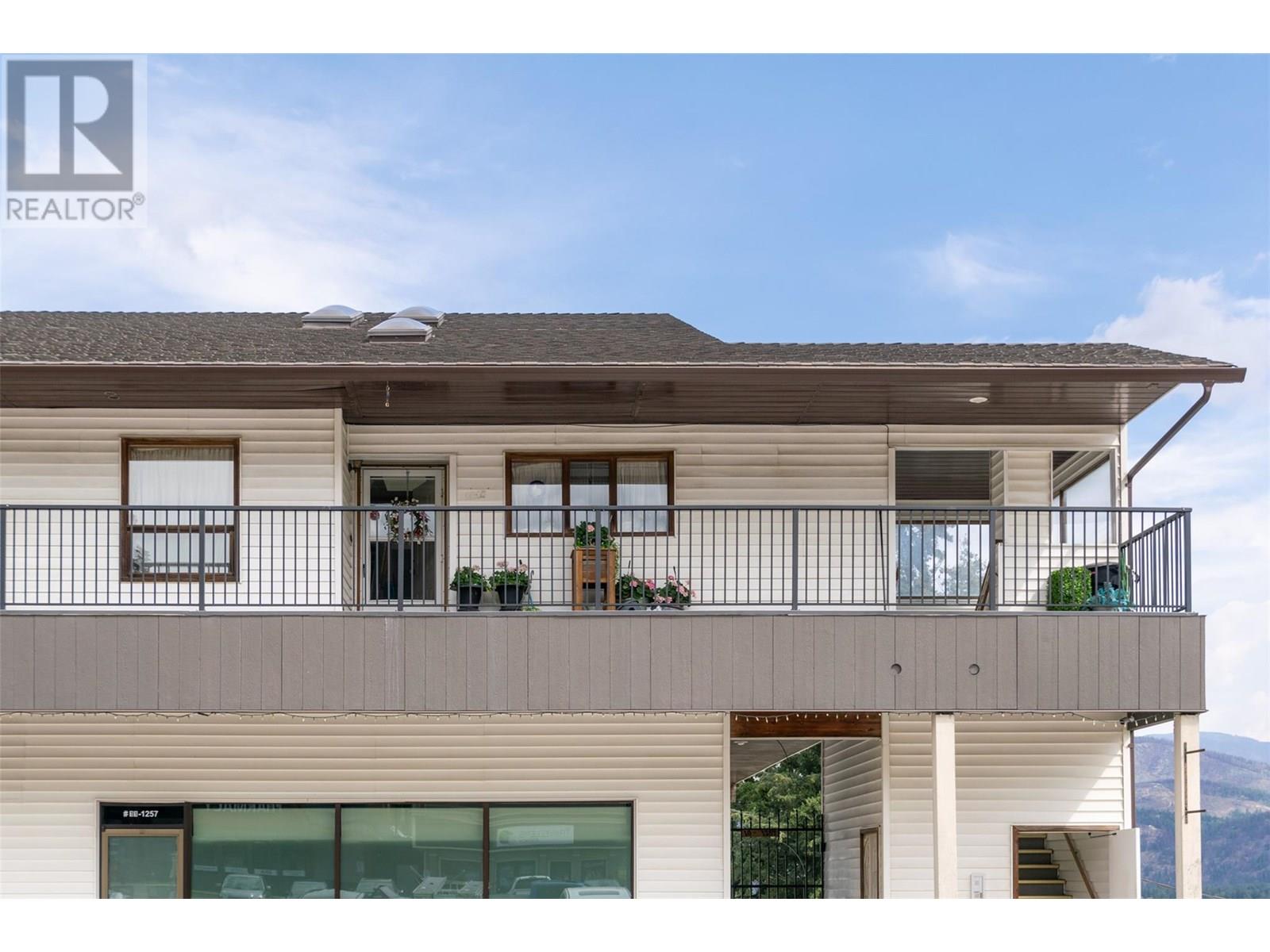 1 1261 Trans Canada Highway, Sorrento