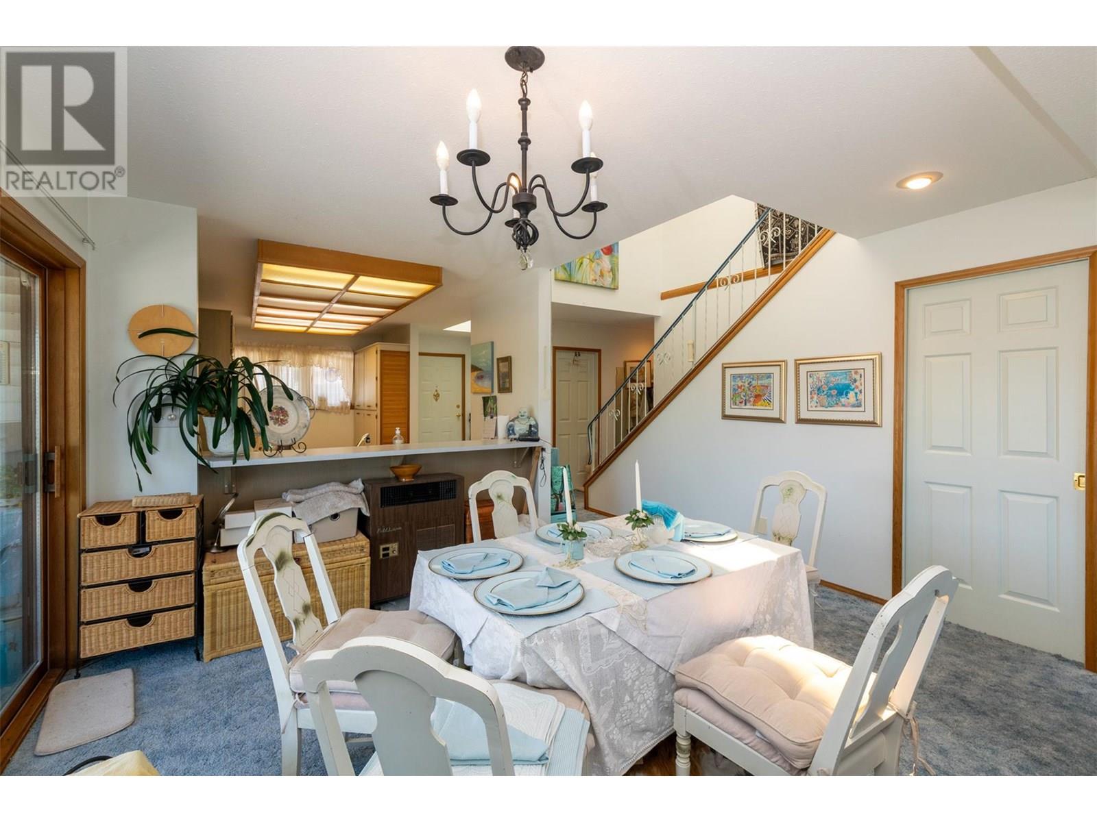 1 1261 Trans Canada Highway, Sorrento