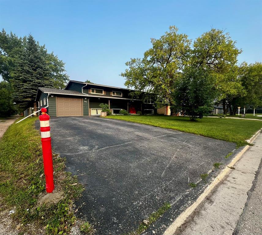 Photo 49 of 375 Cedar Crescent, Steinbach MB