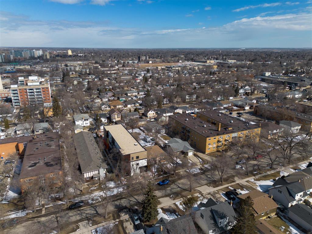 Photo 12 of 241 Edison Avenue, Winnipeg MB