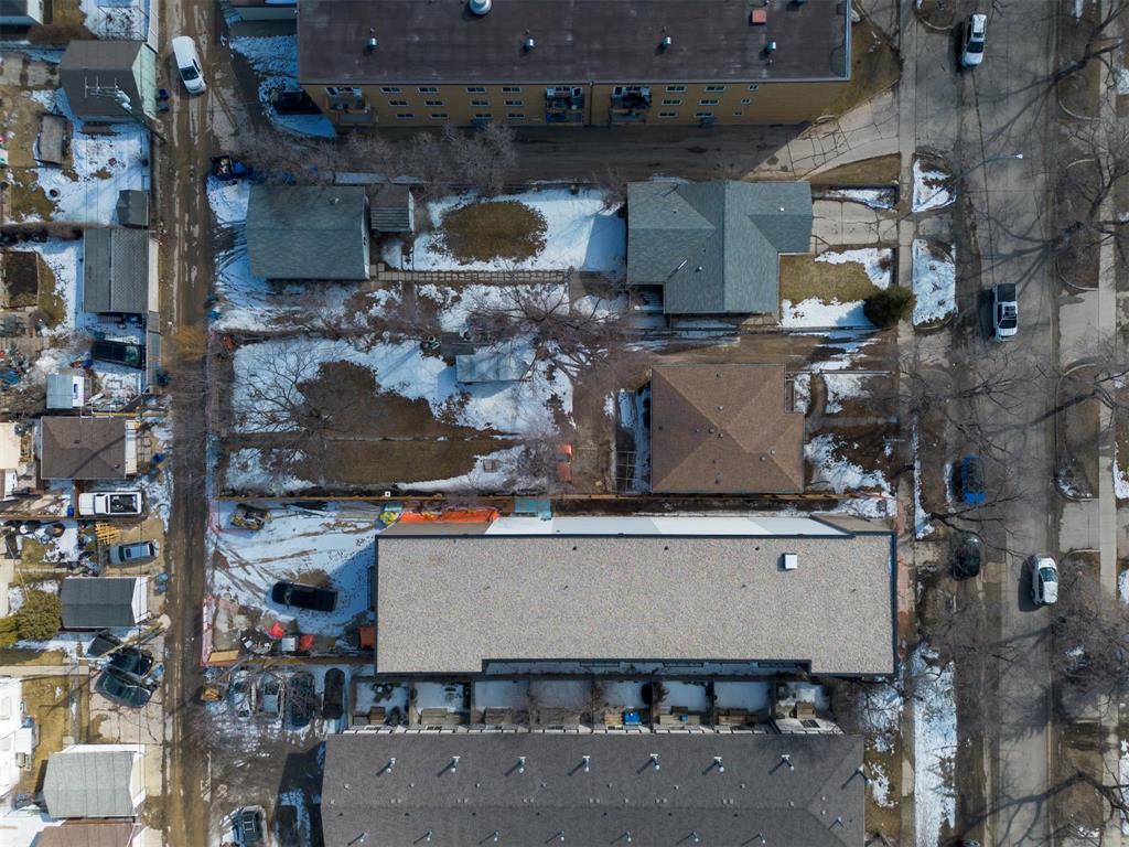 Photo 1 of 241 Edison Avenue, Winnipeg MB