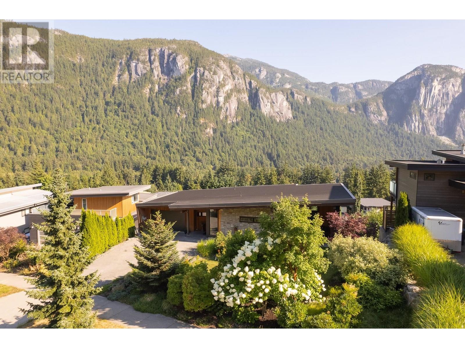 Photo 4 of 38561 Sky Pilot Drive, Squamish BC