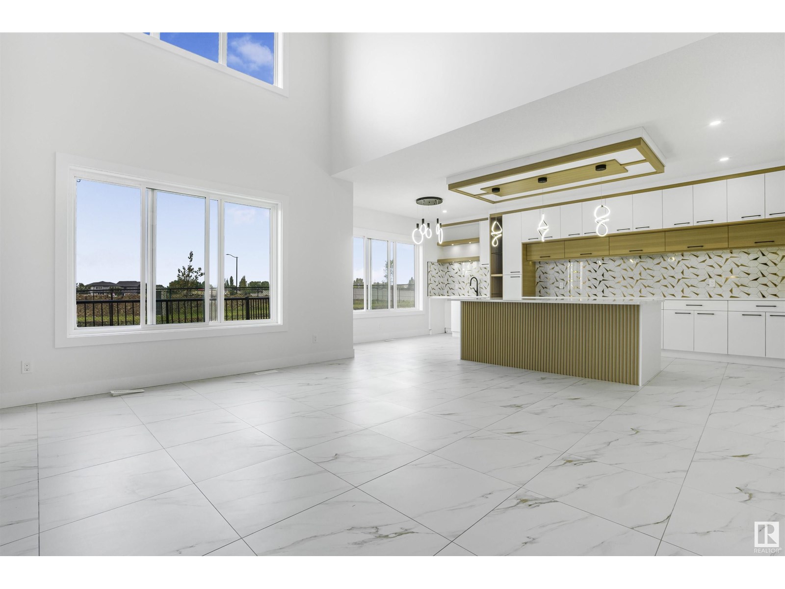 Photo 5 of 4004 40 St, Beaumont AB