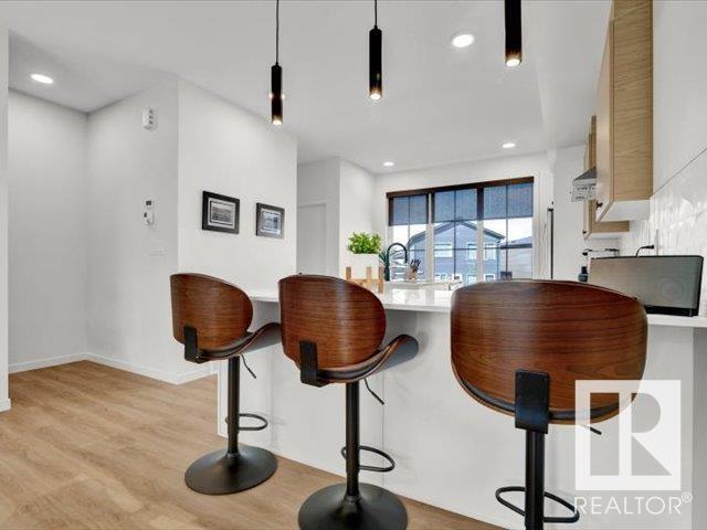 Photo 35 of 439 39 St Sw, Edmonton AB
