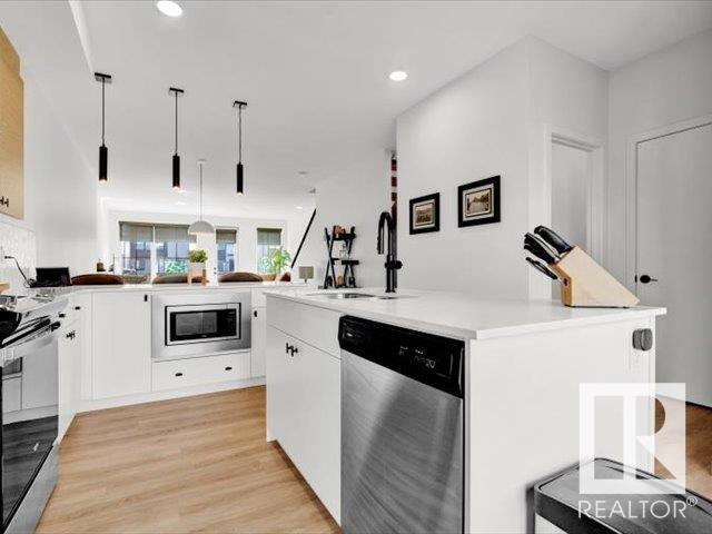 Photo 41 of 439 39 St Sw, Edmonton AB