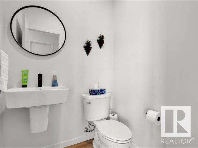 Photo 4 of 439 39 St Sw, Edmonton AB