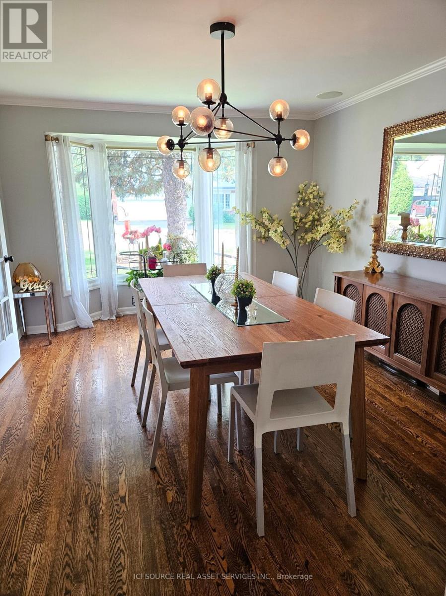 Photo 15 of 1 Erinlea Court, Ottawa ON