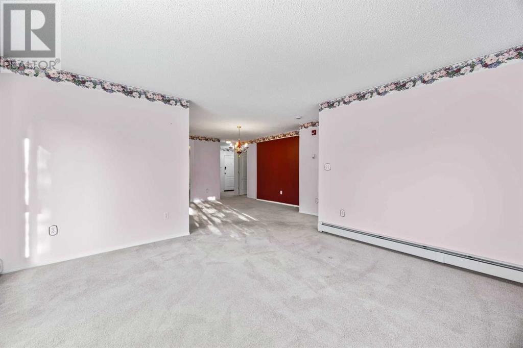 Single Family House for Sale in   Sierra Morena Mews SW Signal Hill Calgary 