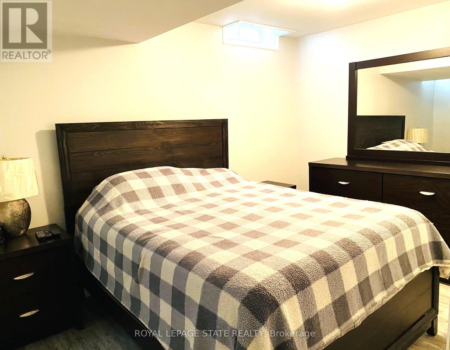 Photo 16 of 78 John W Taylor Avenue, New Tecumseth ON