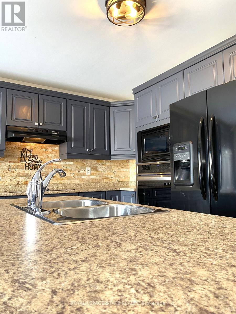 Photo 29 of 78 John W Taylor Avenue, New Tecumseth ON