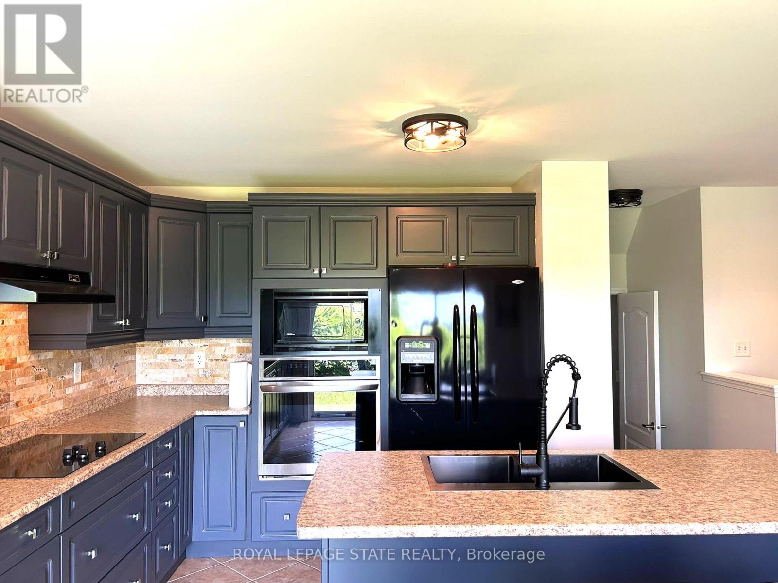 Photo 6 of 78 John W Taylor Avenue, New Tecumseth ON