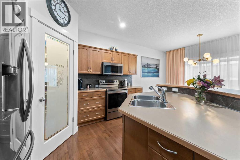 Photo 12 of 44 Copperleaf Way Se, Calgary AB