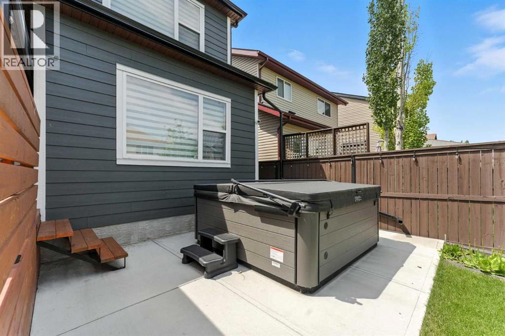 Photo 32 of 44 Copperleaf Way Se, Calgary AB