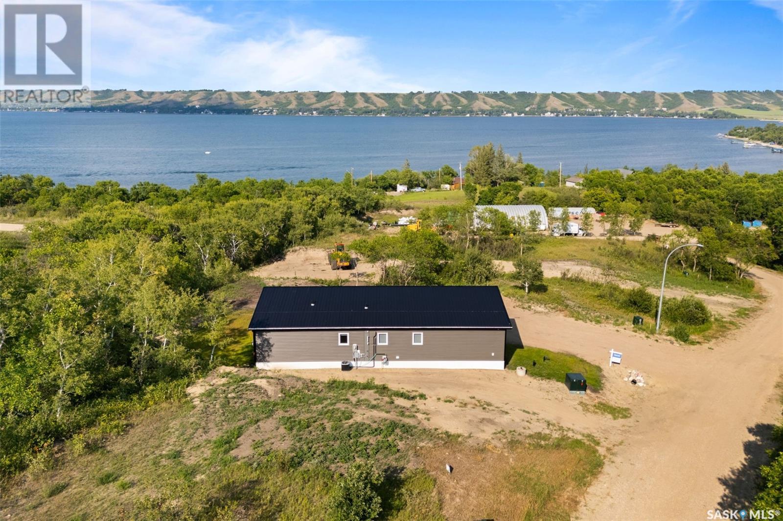 Photo 30 of 913 Pincherry Place E, Katepwa Beach SK