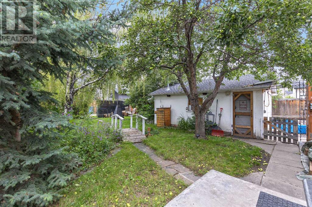 Single Family House Bungalow for Sale in  Mountview Crescent NE Winston Heights/Mountview Calgary 