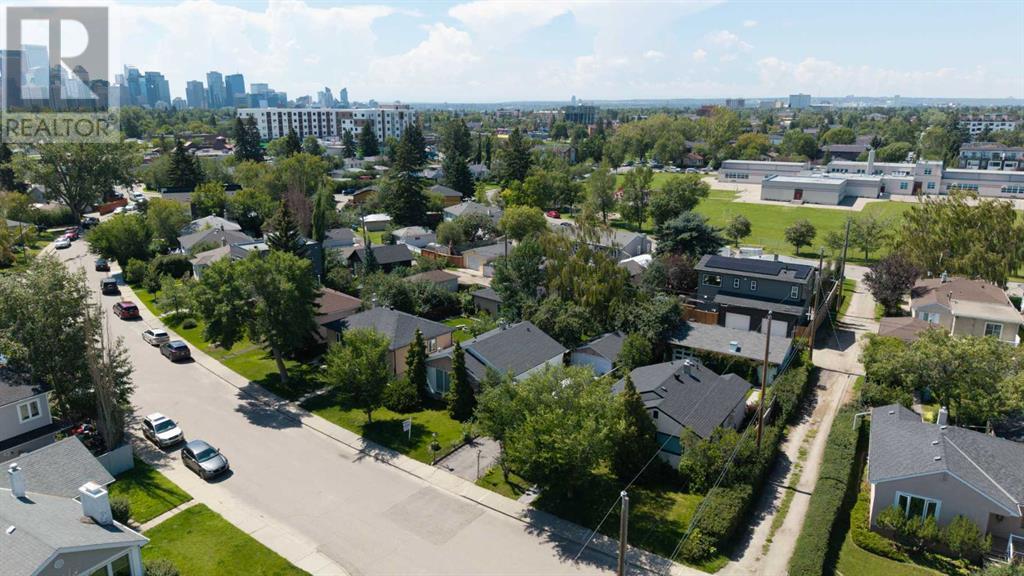 Single Family House Bungalow for Sale in  Mountview Crescent NE Winston Heights/Mountview Calgary 